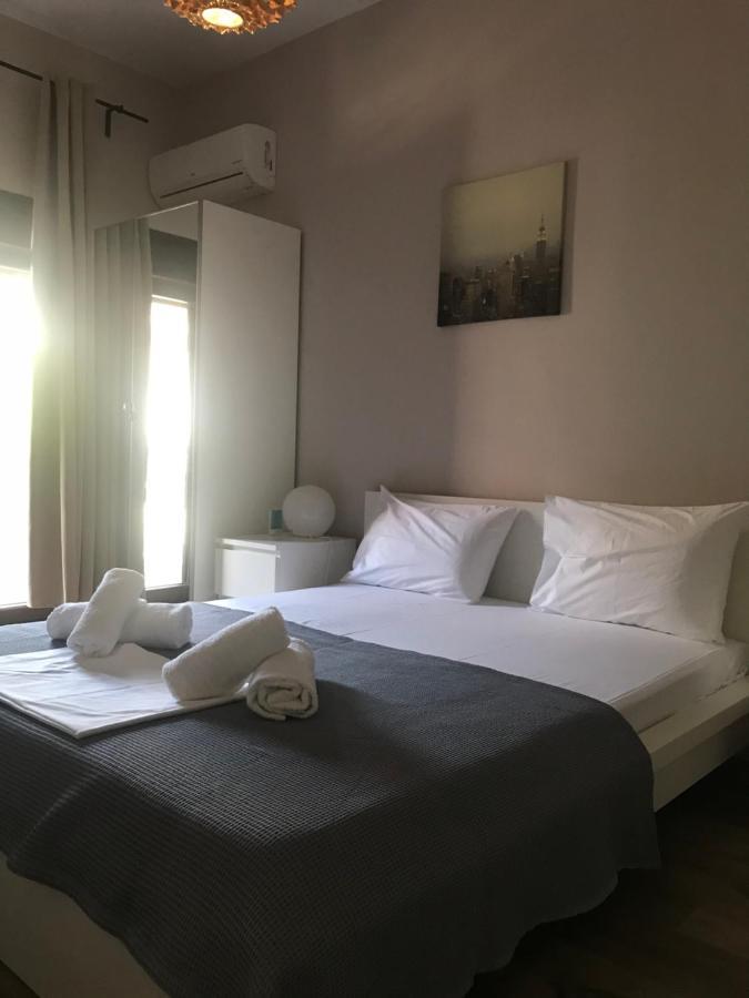 Paris Apartment 네오스마르마라스 외부 사진