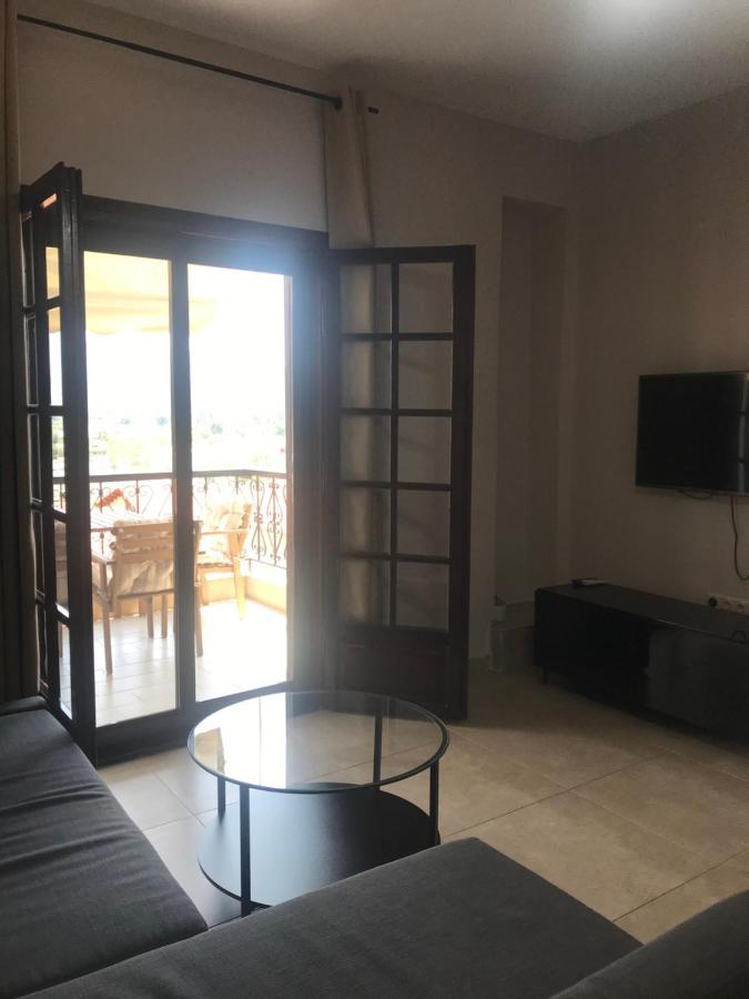 Paris Apartment 네오스마르마라스 외부 사진